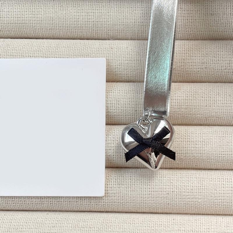 Adjustable Heart Pendant Necklace Handmade Love Shape Neckchain Stylish Clavicle Chain for Women Girls Elegant Chokers