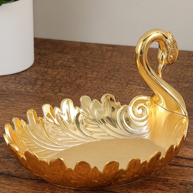 European Fruit Plate, Alloy Peacock Plate, Gold Snack Plate, Candy Plate Decoration Home Tabletop Living Room Decoration, 18cm