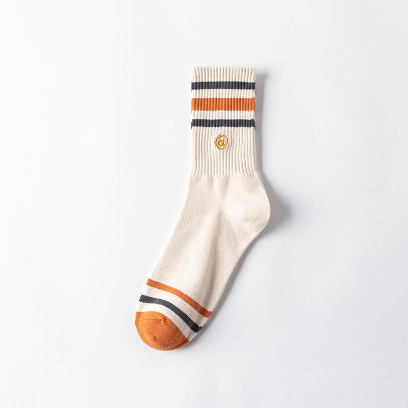 

Мужские весенне-осенние однотонные хлопковые носки-трубы в полоску с вышивкой букв 1 pair бежевый