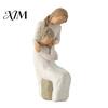 Stabiles Harz-Kunstwerk Holzstruktur Figur, Handgeschnitzte Mutter & Kind/Familie/Paar/Hundebesitzer Hochzeitsjubiläum Andenkenstatue,