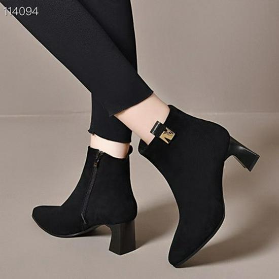 Genuine Leather Women's Ankle Boots - 2025 Autumn/Winter Suede, Pointed Toe, Chunky Heel, Soft Sole, Versatile Nude.