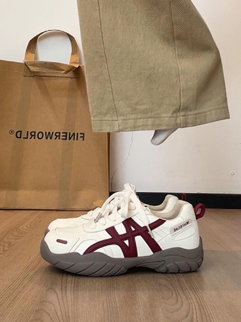 Damen-Leder-Sneaker aus Rindsleder mit dicker Sohle, höhenverstellende Freizeitsport-Schuhe, Herbst/Winter Kollektion 2025