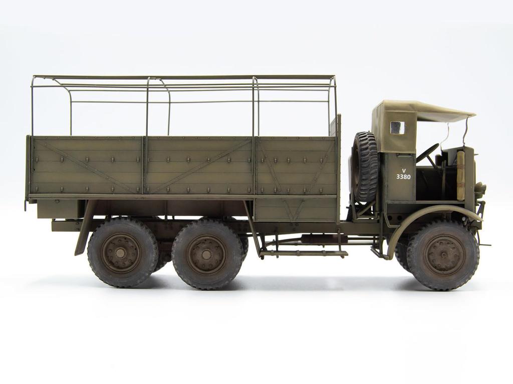1/35 British Army Leyland Retriever GS Truck (Early Model) Plastic Model Kit 35602