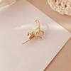1 PC Funny Climbing Cat Clip Earring for Women Cute Animal Green Eye Kitten Frog Without Piercing Earbone Earring Party Jewelry