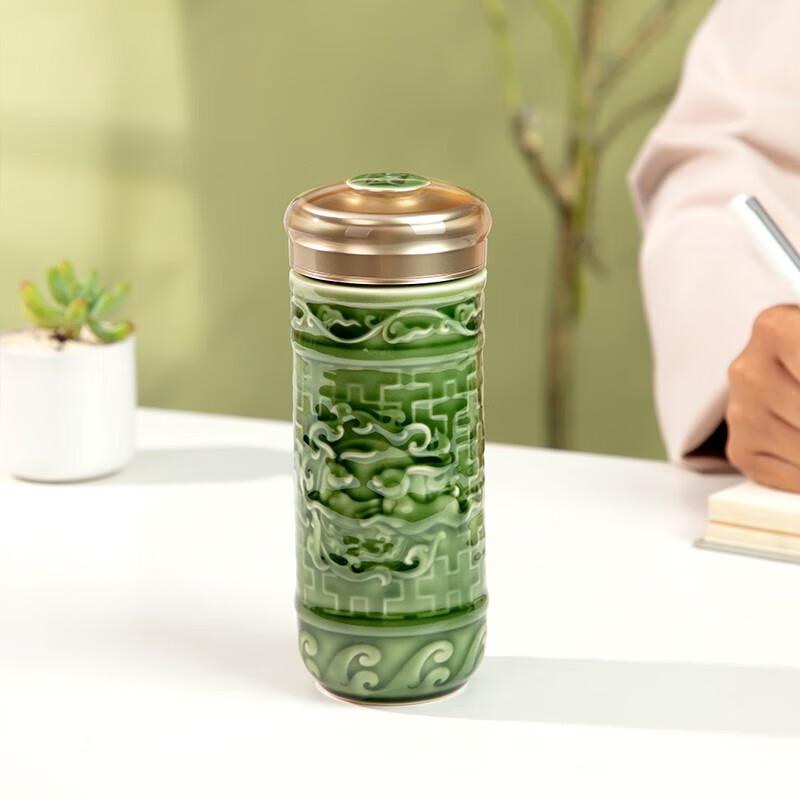 Qian Tang Xuan 365ml Auspicious Cloud Jade Rabbit Ceramic Portable Cup