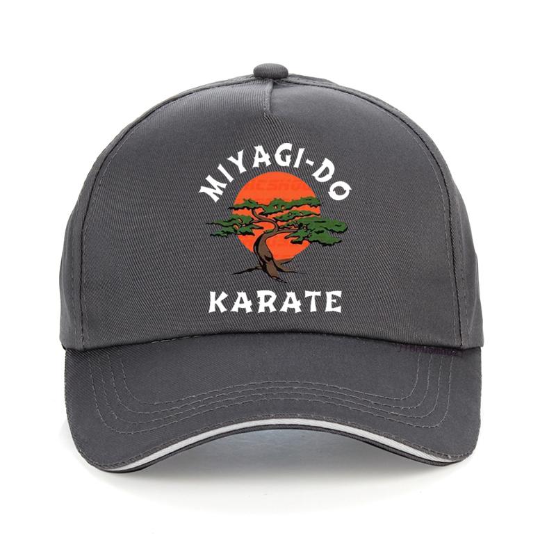 Miyagi Do Jo Baseballkappe Inspiriert von Karate Lustige Papa-Mütze Mode Sommer Unisex Martial Hip-Hop-Kappe verstellbar Snapback-Mütze