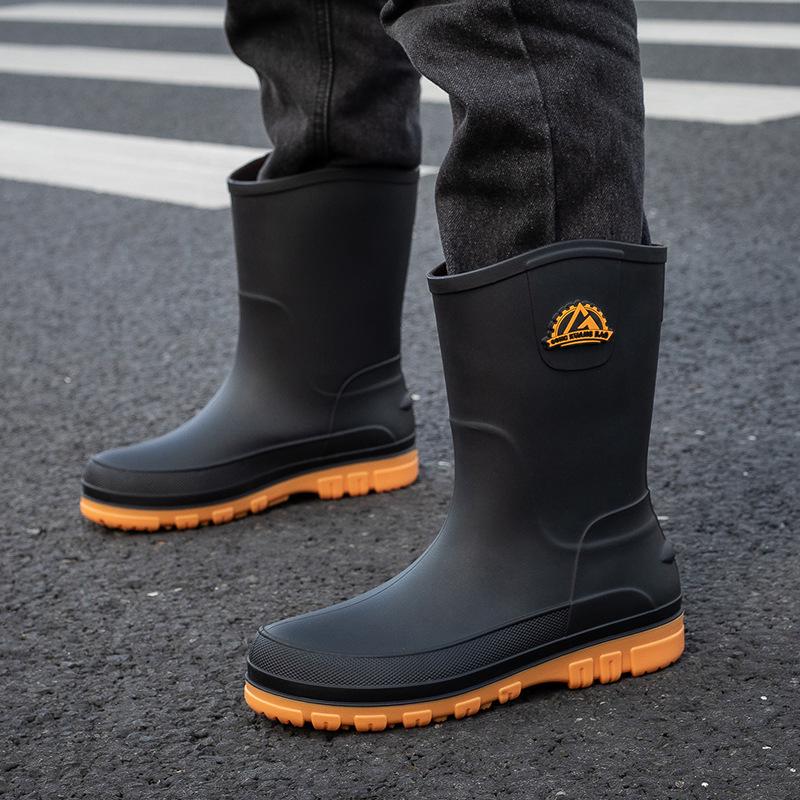 Men's Waterproof Mid-Calf Non-Slip Rain Boots – Fashionable Korean-Style Slip-On Rubber Shoes.