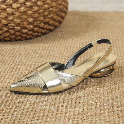 2024 Wunderschöne Sandalen mit mittelhohem Absatz und hohler Spitze im neuen Stil 2024 Vielseitige einfarbige Slingback-Schuhe für den Sommer 2024able Damensandalen