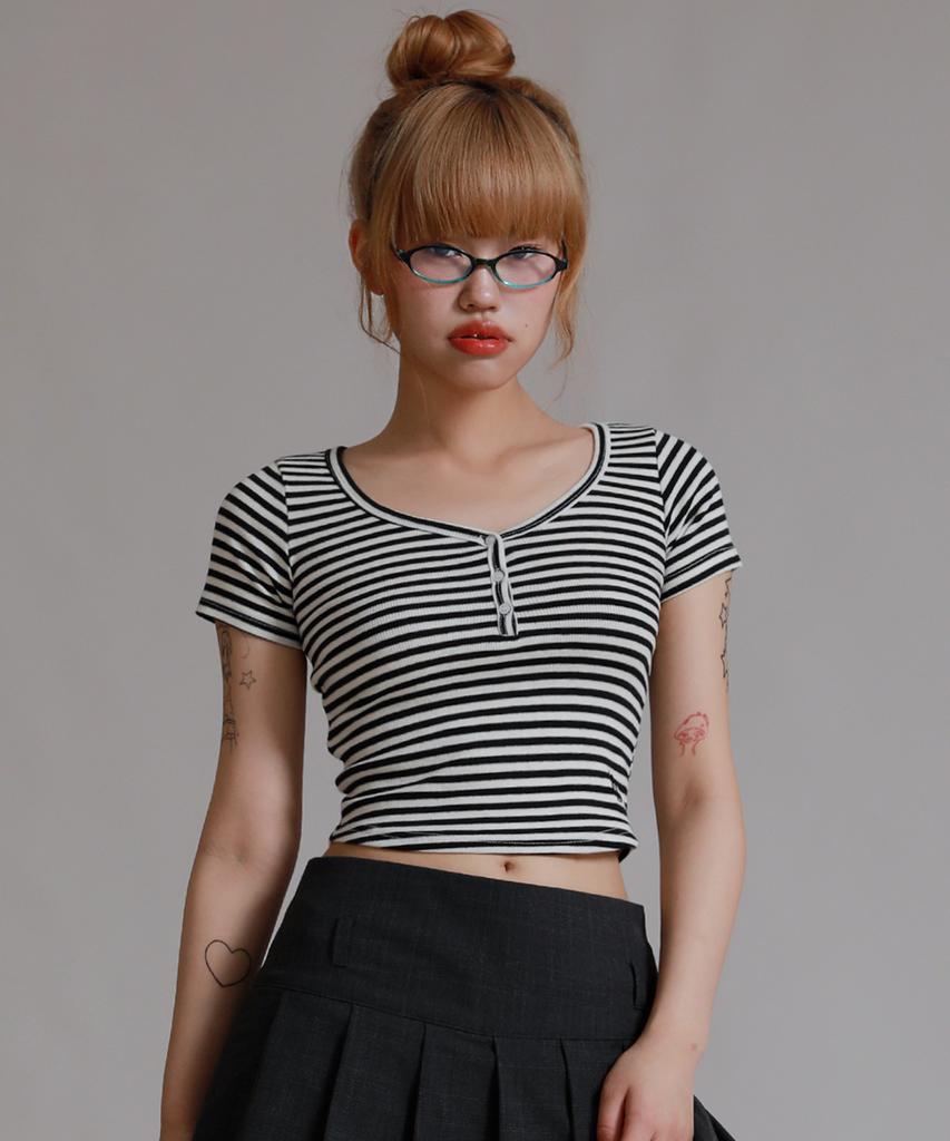 LIKE THE MOST Striped Henley Neck Half T-Shirt_Black