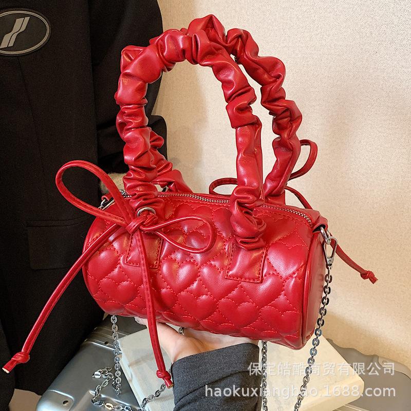 

This year s popular niche embroidery thread bag women s 2025 new summer versatile chain messenger bag handbag cylinder bag білий