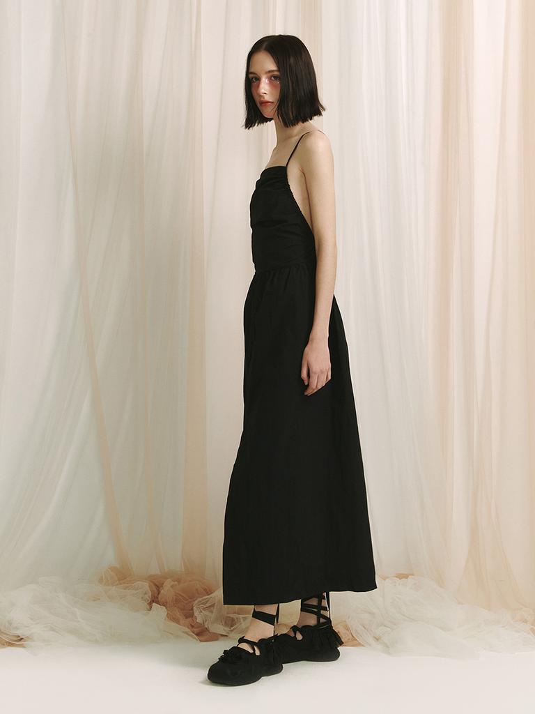 MEENDERI Backless Long Dress - Black