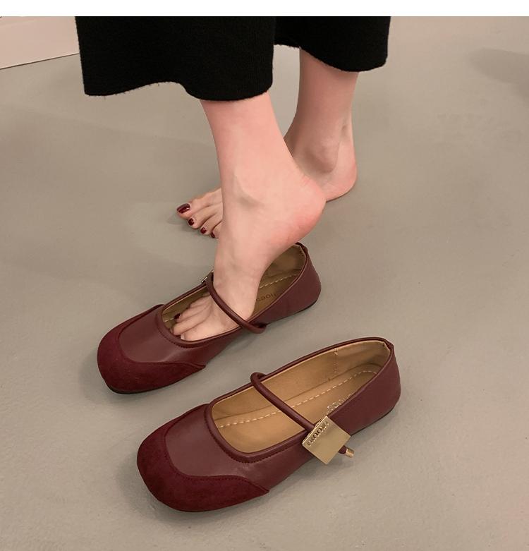 Designer Women Flat Shoes Fashionable and Versatile Square Toe French Mary Jane Shoes Women New Summer Soft Soled Beanie Shoes