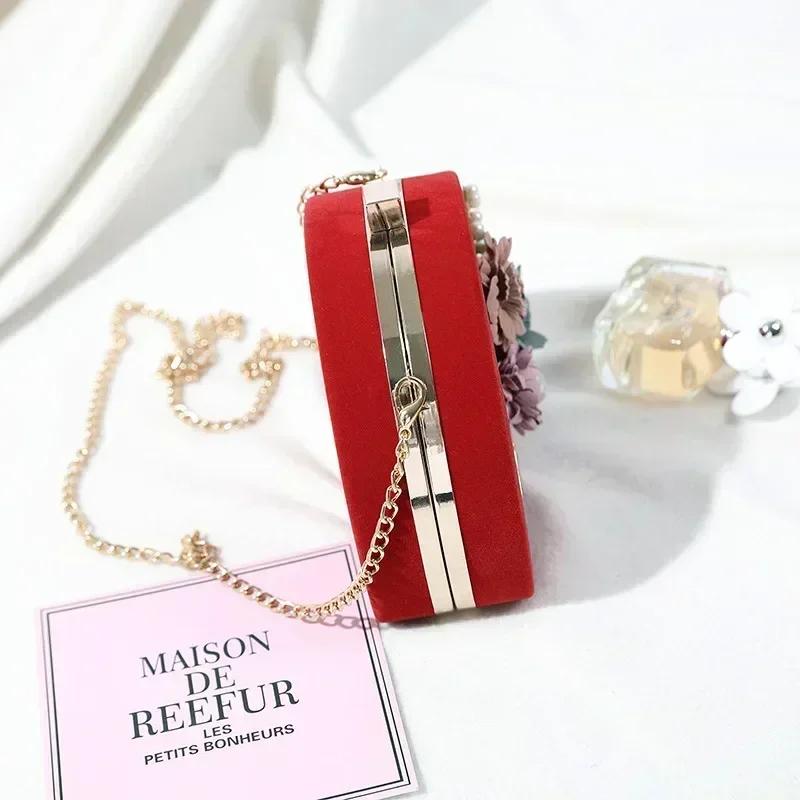 New Fashion Handheld Bag Banquet Women's Bag Chain Bar Single Shoulder Oblique Straddle Simple Fashion Handheld Bag Small