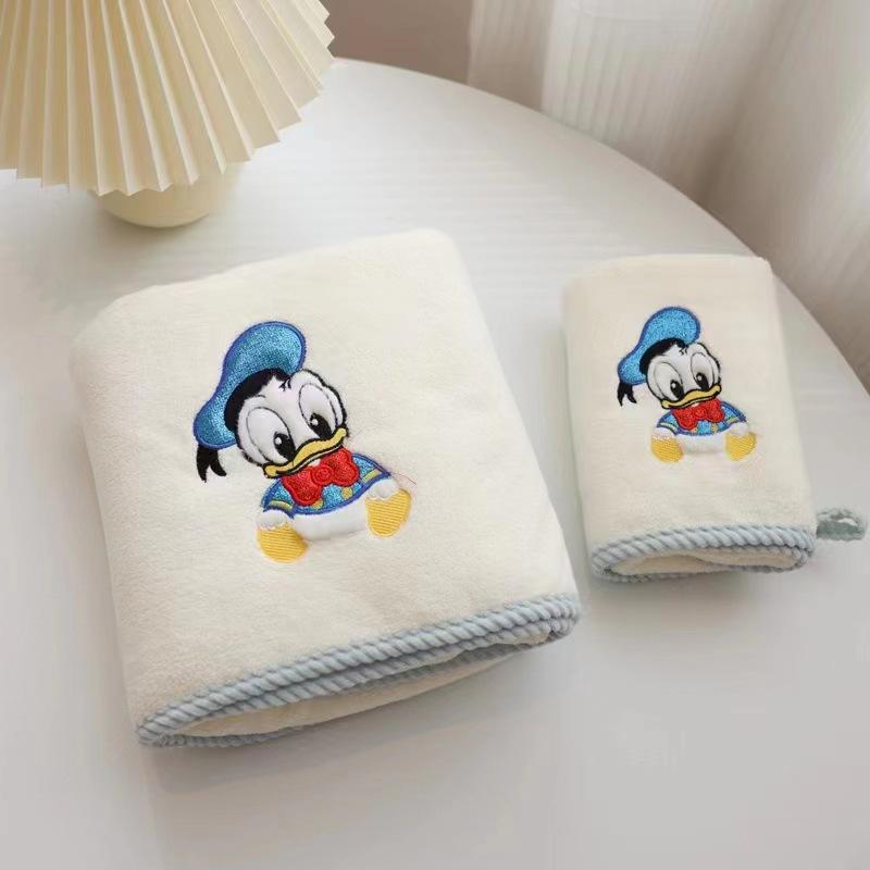 Strawberry Bear Donald Duck Cute Cartoon Coral Fleece Towel Household Water Absorption Soft No Hair Loss Quick Drying