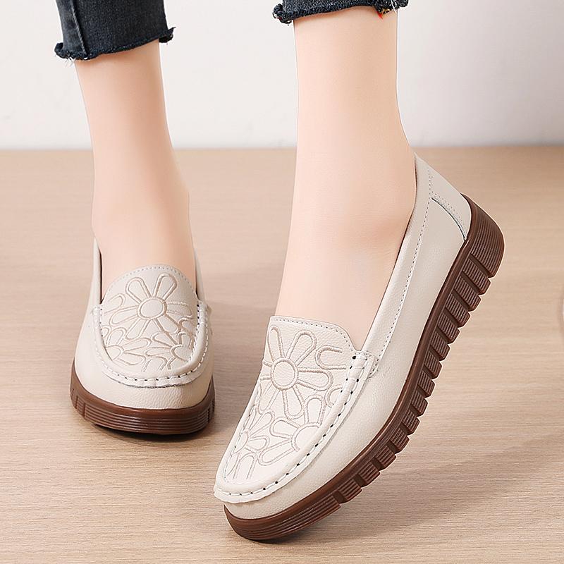 Women Moccasins Driving Shoes Comfort Casual Nurse Loafers Walking Minimalist Summer Maternity Shoes Plus Size