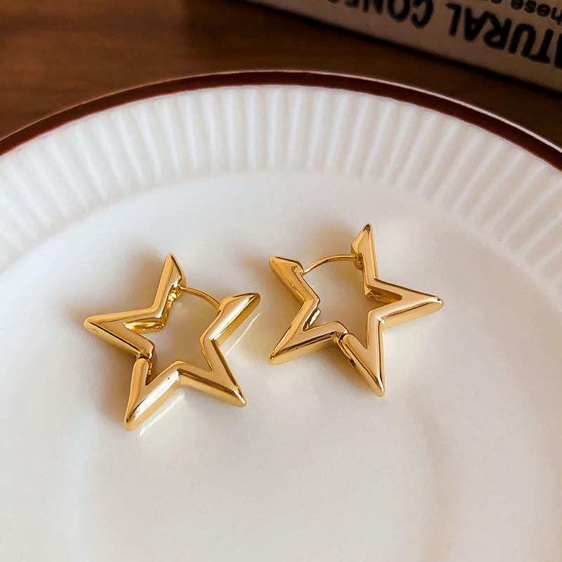 Fashion Simple Smooth Star Hoop Earrings Women Minimalist Hoops Huggie Hollow Ear Buckle Earring Punk Zircon Gifts