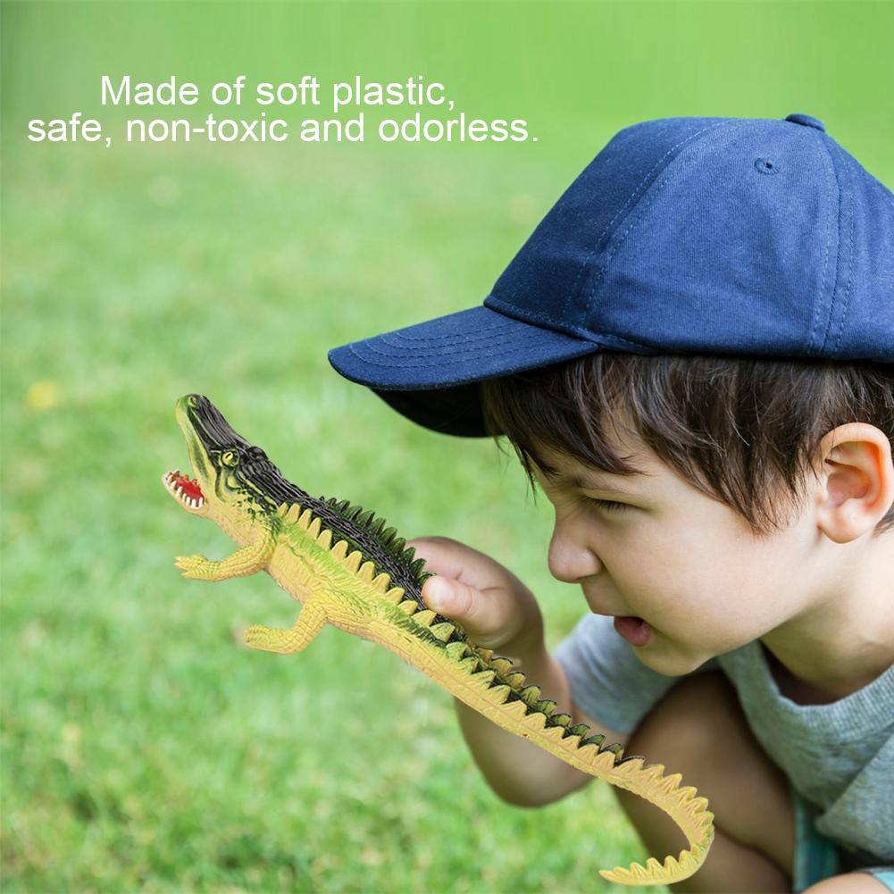 Plastic Crocodile Reptile Model with Sound Kids Educational Anti Stress Vent Toy (Light Color)