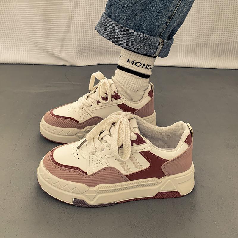 Chaussures de sport de mode polyvalentes niche étudiante pour femmes automne 2025 nouvelle explosion célébrité Internet à semelle épaisse blé oreille chaussures blanches