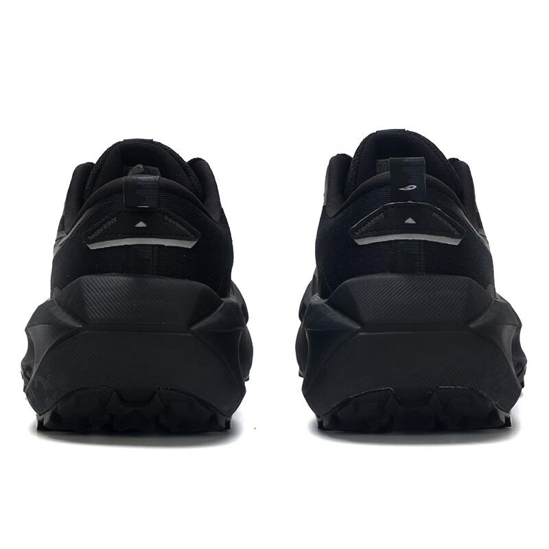 ASICS TRABUCO MAX Men's Running Shoes