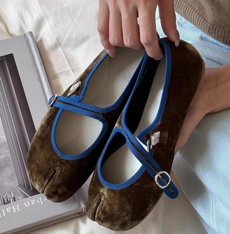 

Обувь ниндзя женская с круглым носком, неглубокая, с пряжкой, повседневная балетная обувь, осенние туфли-лодочки, каблук, туфли Мэри Джейн 40 коричневый