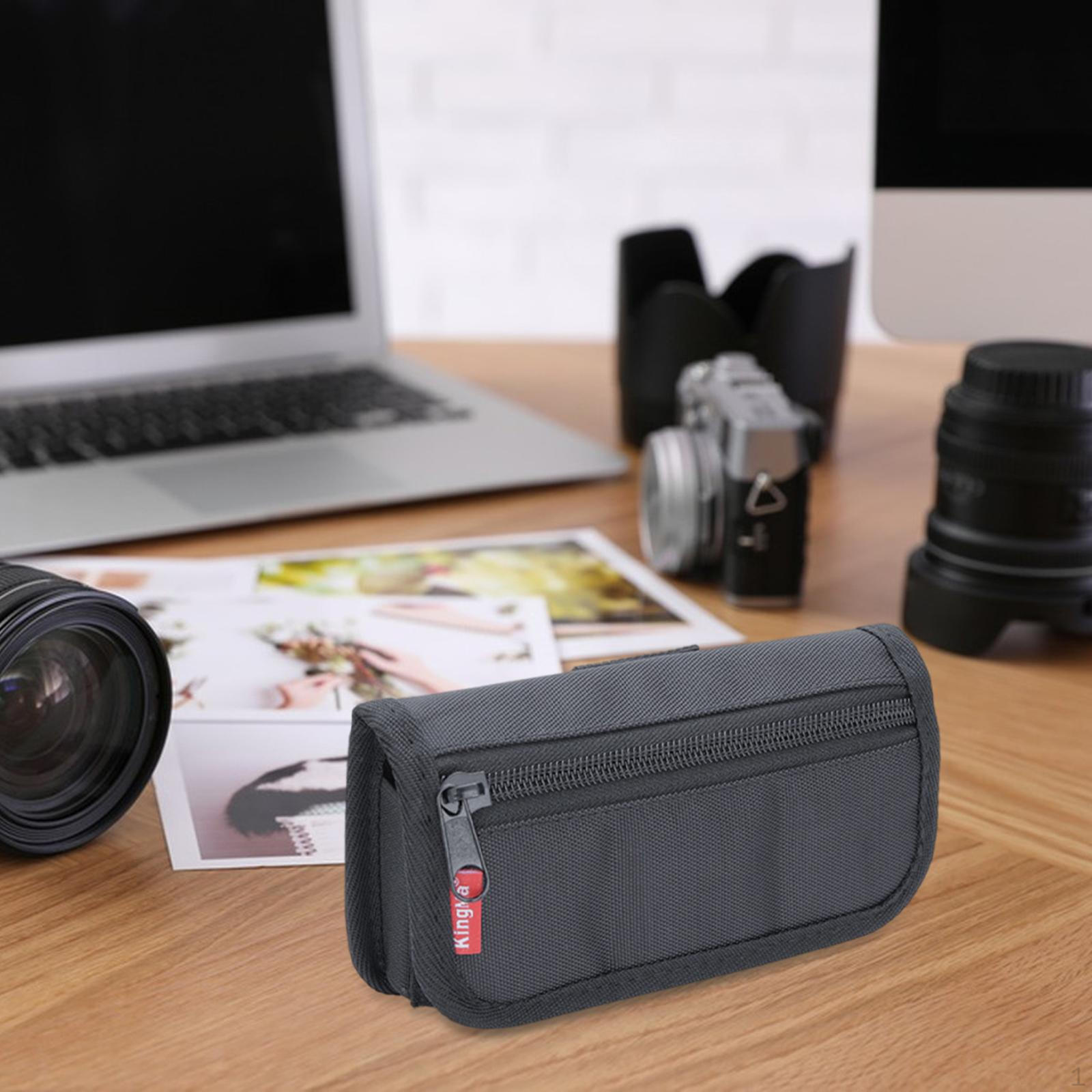 Чехол-органайзер для аккумуляторов и карт памяти для зеркальных камер 70x44x20мм 1390₽