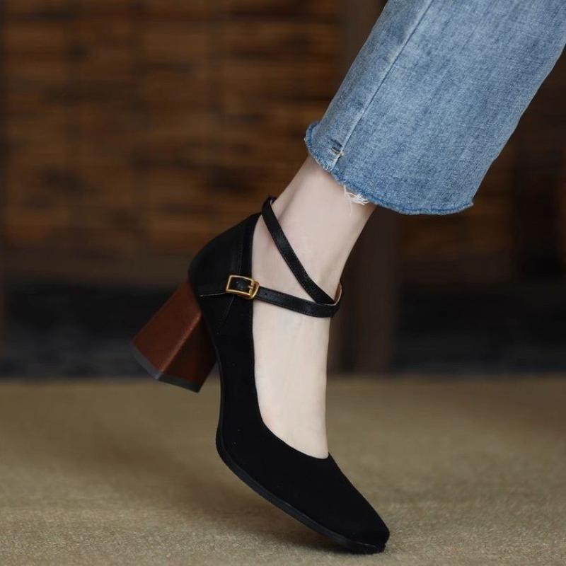 New Heels Women's New Scrub Leather Paneled Vintage Square Toe Block Heel Cross Buckle Mary Jane Single