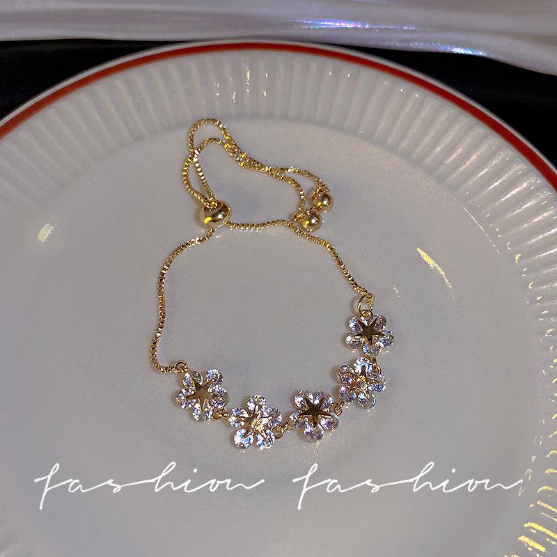 Zircon flower bracelet female Internet celebrity bracelet simple niche design personalized bracelet hand jewelry