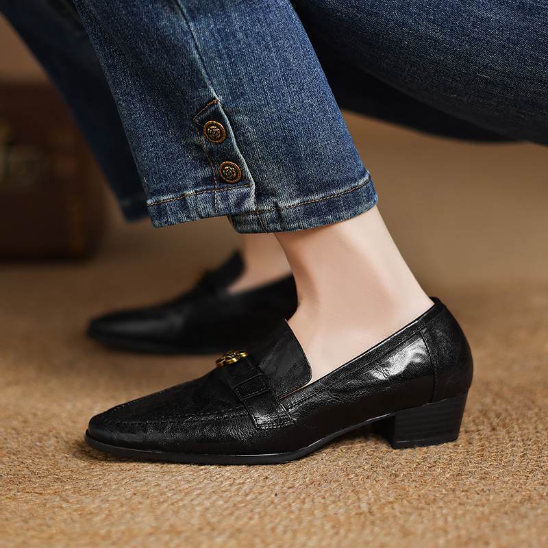 Krazing Pot Sheepskin Autumn Winter Shoes Metal Flowers Loafers Med Heels Size 42 Size 43 Round Toe Slip on Deep Mouth Pumps