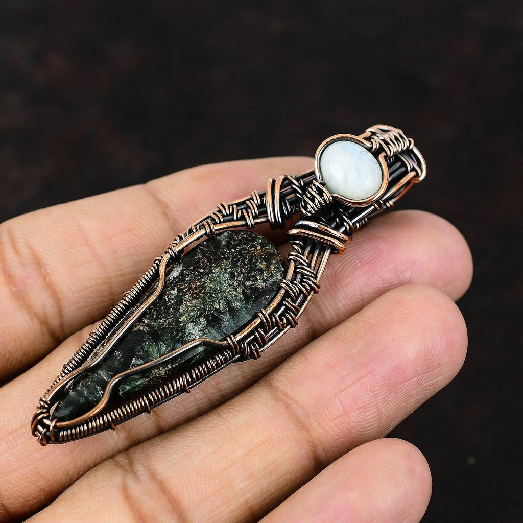 Serafinitt Kobberanheng Kobbertrådviklet Anheng Edelsten Designer Smykker Månesteinsanheng Håndlagde Smykker Serafinitt Gave Til Mamma