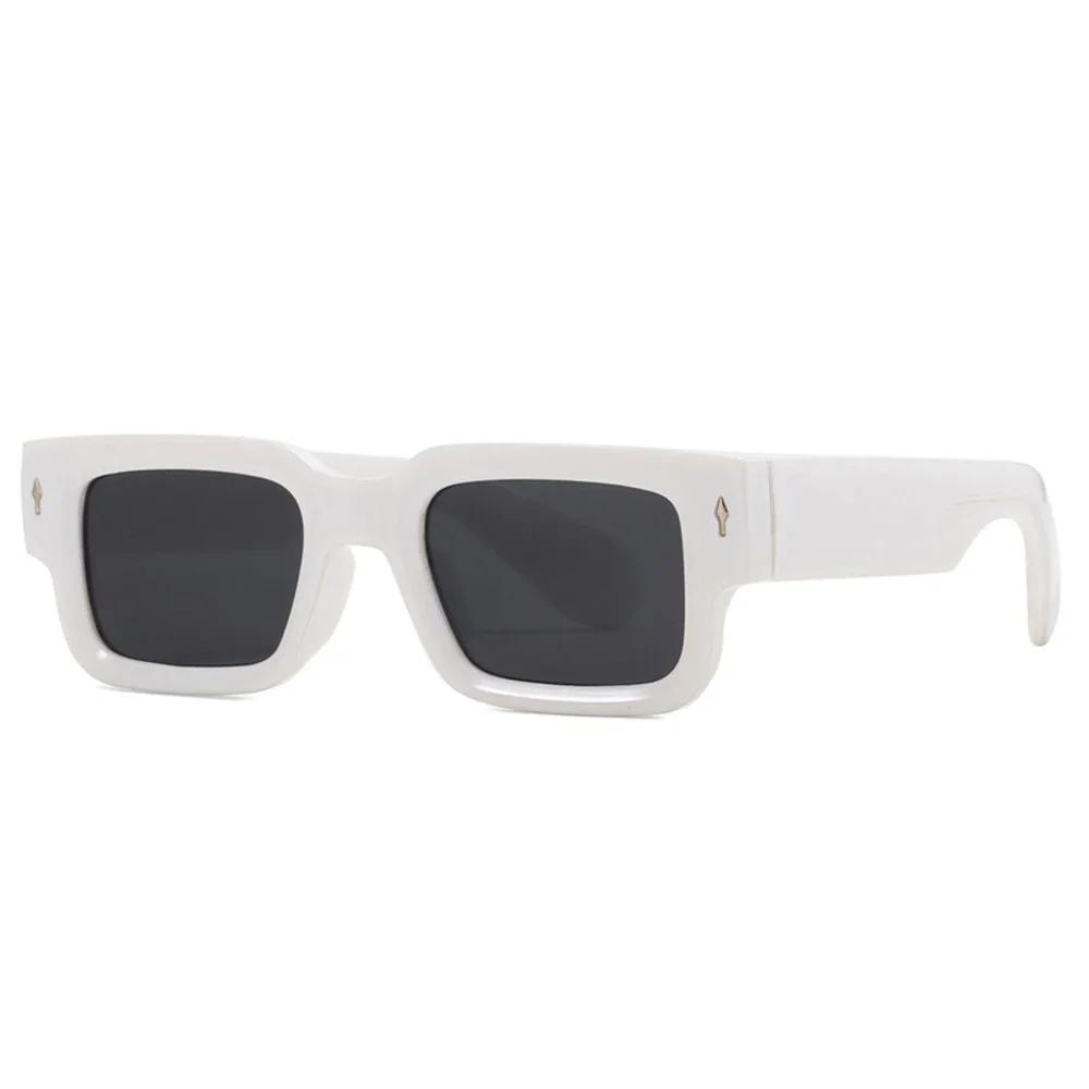 Retro Square Sunglasses For Men Women Vintage Luxury Rivet Designer Sun Glasses Fashion Arrow Shades UV400 Eyewear