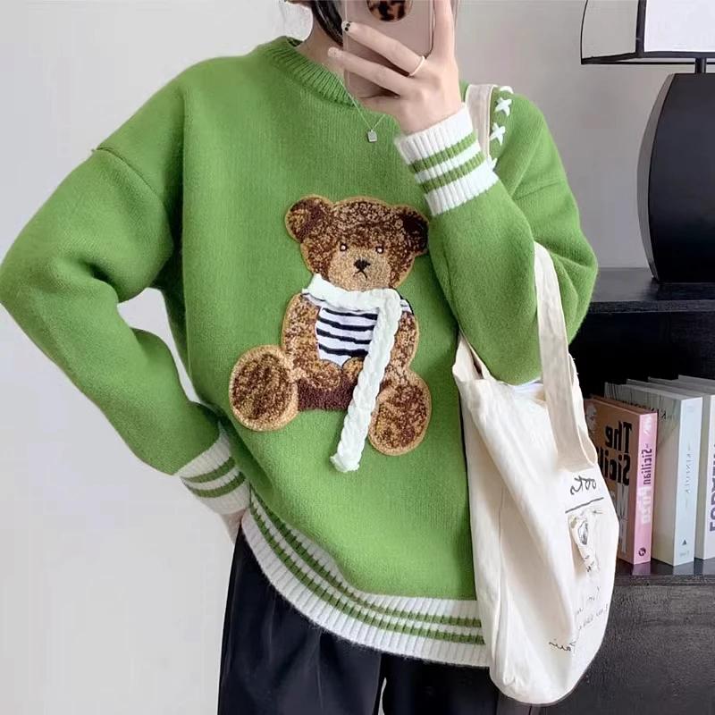 Harajuku Japanese Cute Bear Embroidery Sweater Women Y2K Kawaii Loose Jumper O-neck Winter Pullover Long Sleeve Black White