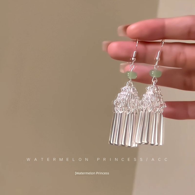 

Women s Chinese Ancient Style Han Chinese Clothing Cheongsam Horse-Face Skirt Earrings (Plain silver) S925 silver needle-ear hole