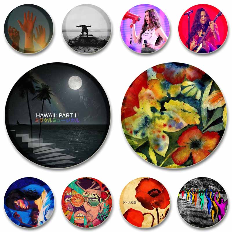 Creative Pop Albums Cover Lapel Pins Handmade Singer Round Brooch on Backpack Hat Jewelry Cosplay Badge Accessory Souvenir Gifts