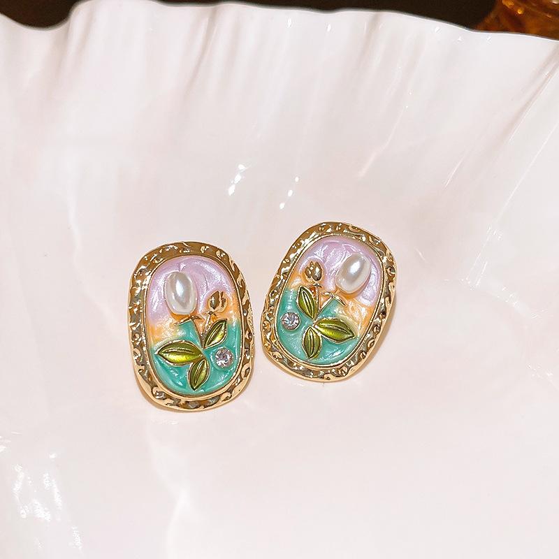 Medieval Vintage Dripping Oil Flower Earrings Retro Niche High-end Earrings Light Luxury Versatile Temperament Earrings Women