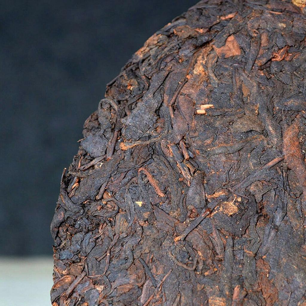 Bio-Reifer Pu-Erh-Tee 357g Puer-Teekuchen Menghai Chinesischer fermentierter alter Yunnan