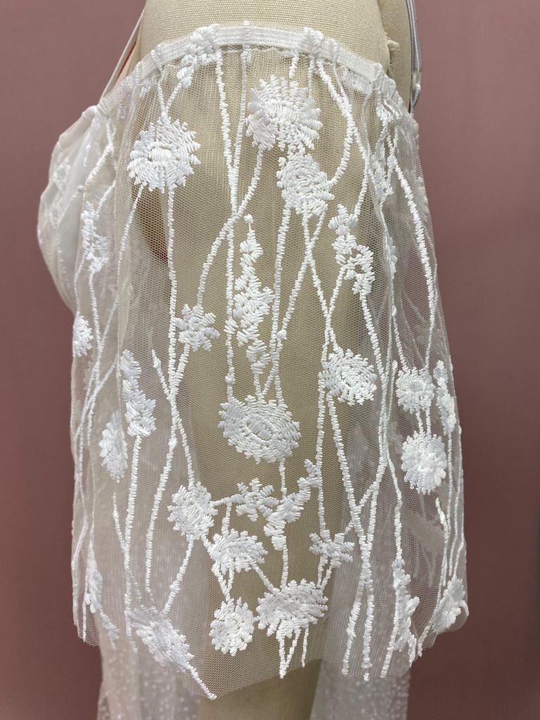 Spring 2025 Elegant One-Shoulder Lace Wedding Dress for Plus Sizes