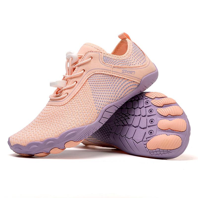 

New-style sports river-tracking shoes Beach swimming and wading shoes Couples yoga and fitness shoes Hiking and mountaineering five-finger shoes 42