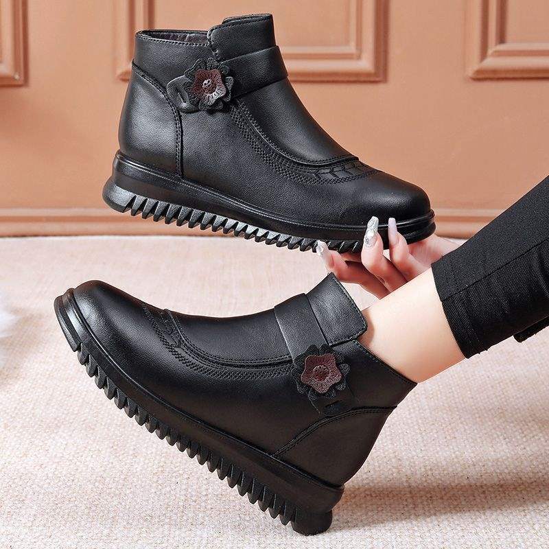 2025 winter mother cotton shoes wool middle-aged and elderly short boots women's velvet warm shoes elderly and grandmother non-slip shoes