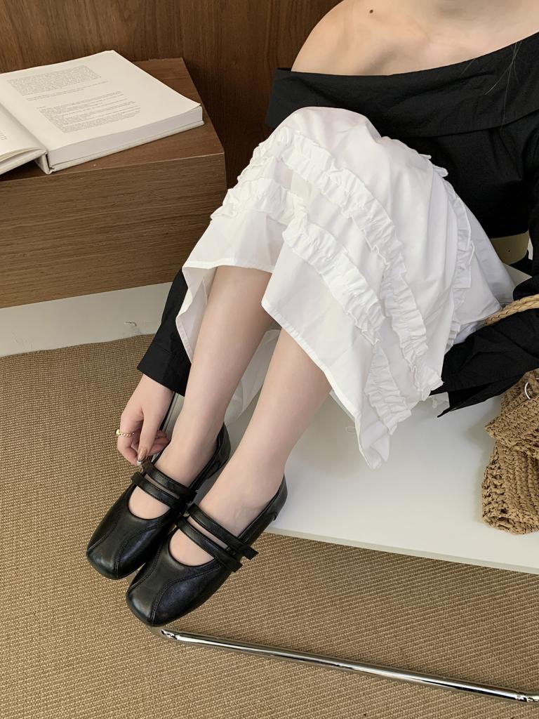 2025 New Vintage Round Head Velcro Flat Mary Jane Shoes Sports College Style Casual Ballet Shoes Single Shoes