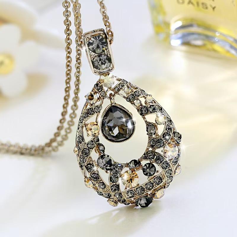 [HF]#1Pc Fashion Clothes Pendant Geometric Jewelry Vinatge Crystal Water Drop Sweater Long Necklaces For Women