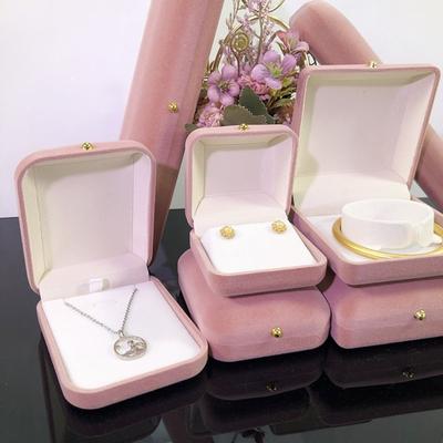 Boncuk & Takı – Aksesuar Paket ve Kutuları