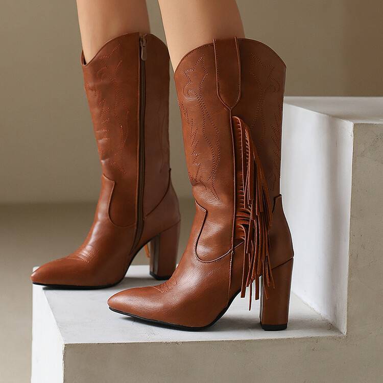 

Обувь Новые нишевые полусапоги сезона 2025 года, новые ретро-ковбойские сапоги в стиле вестерн с бахромой 39 коричневый