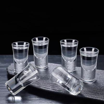 Set de 12 pièces 15 ml Classique Petits Ustensiles à Boire Brandy Vodka Spiritueux Mugs Bourbon Fond Épais Coupe Baijiu Gobelet à Liqueur Ménager