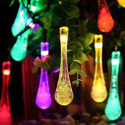 Stringa di luci solari 30 LED WERTIOO Illuminazione a goccia impermeabile per esterni per decorazioni Mariage di nozze da giardino nel patio