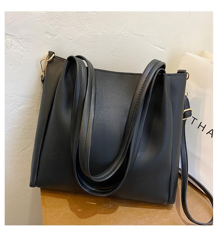 Trendy Fashionable Women s Shoulder Tote Bag With Soft Pu Material For Daily Use чёрный