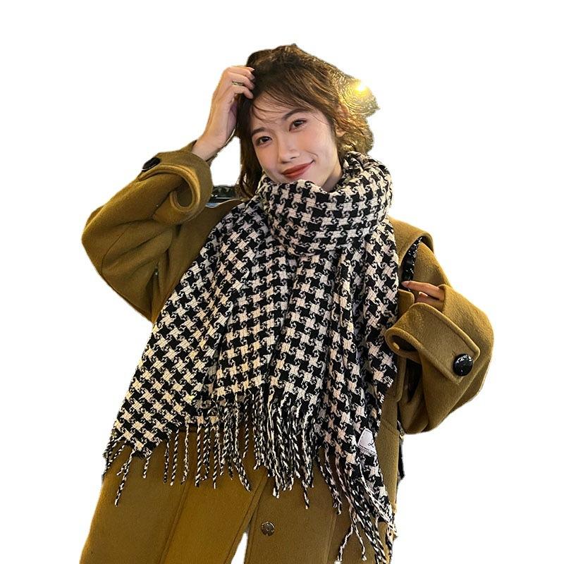 Autumn and winter Korean version of street fashion versatile plaid scarf female retro versatile thickened warm scarf student couple