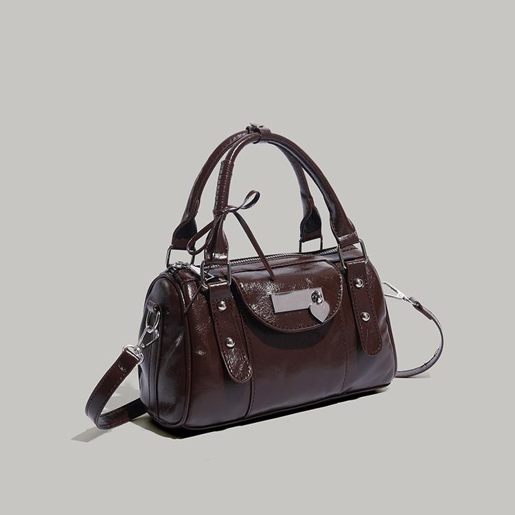 2025 New Sweet and Cool Heart-Shaped Bow Handbag for Women, Unique Textured Ballet Bowling Bag, Shoulder and Crossbody Bag