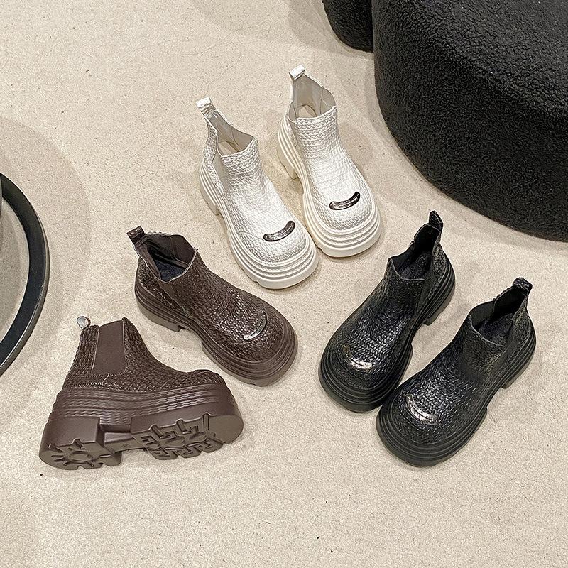 2025 autumn new women's shoes women's boots foreign trade niche light luxury leather shoes high tube simple fashion leather boots