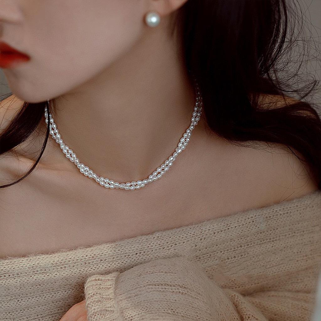 Small fragrant wind twist necklace female choker French retro premium sense natural freshwater pearl collarbone chain double summer