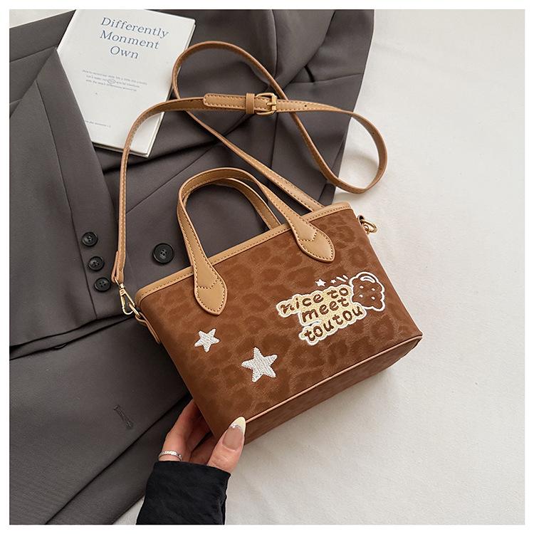 2025 Autumn/Winter Retro Leopard Print Women's Versatile Bucket Handbag - Simple Commute Crossbody & Shoulder Bag